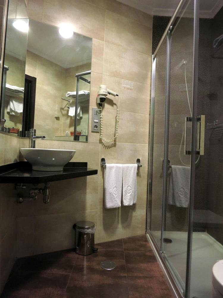 Apartamentos Boutique Catedral Valladolid Bagian luar foto