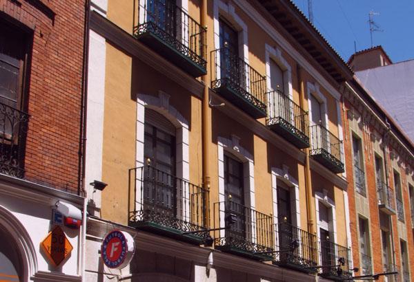 Apartamentos Boutique Catedral Valladolid Bagian luar foto