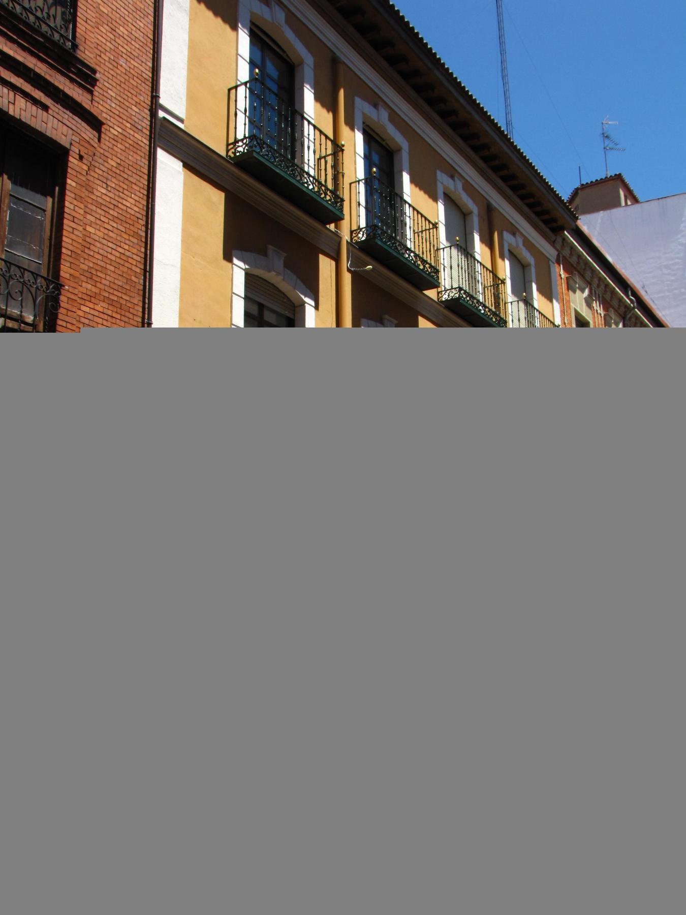 Apartamentos Boutique Catedral Valladolid Bagian luar foto