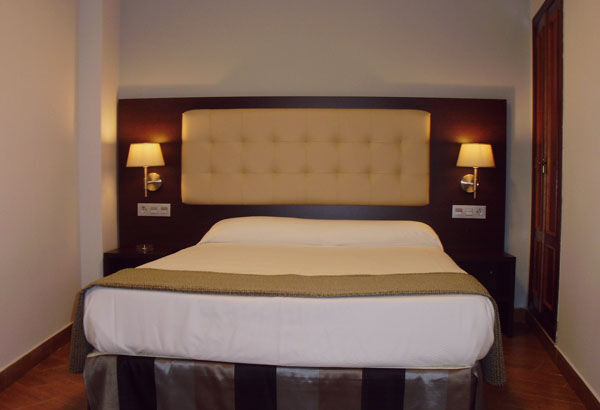 Apartamentos Boutique Catedral Valladolid Bagian luar foto